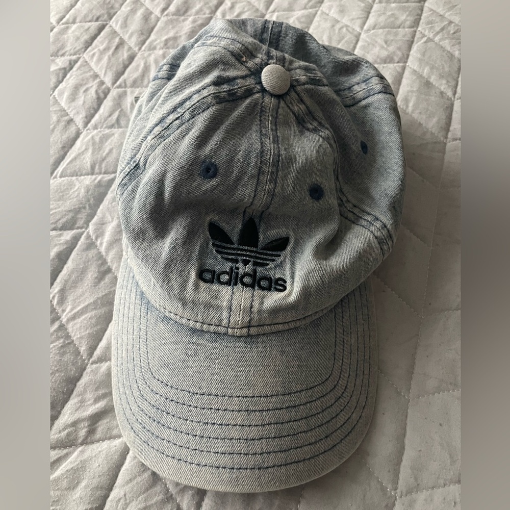 Adidas light denim style hat